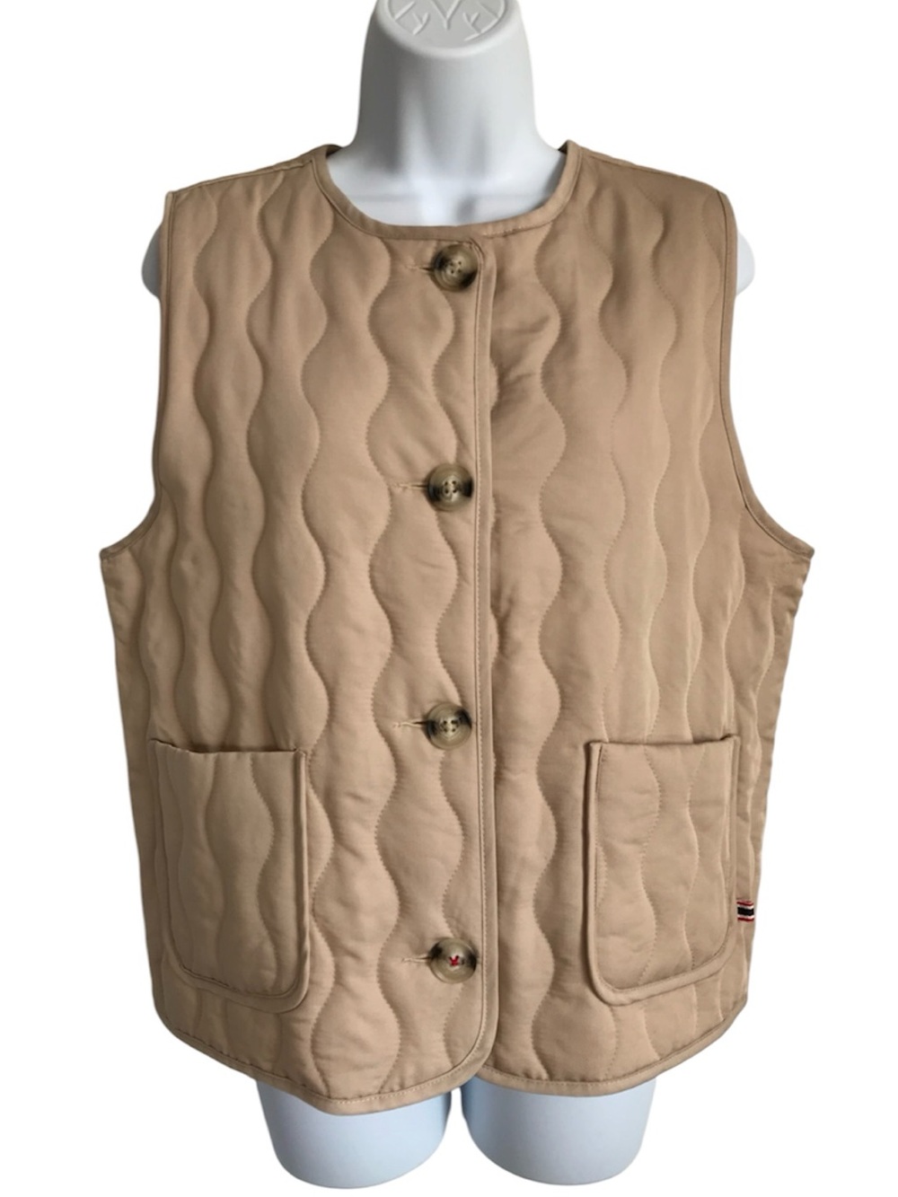 HUNTER Women’s S Clay Beige Quilted Sleeveless Button Down Lightweight Vest NWT - Picture 2 of 16